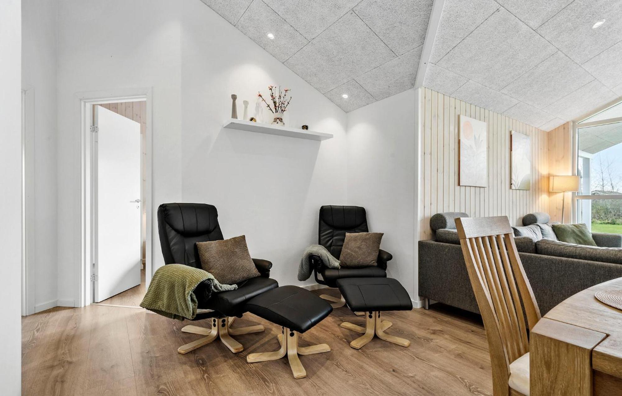 Beautiful Home In Tarm With Sauna Dış mekan fotoğraf