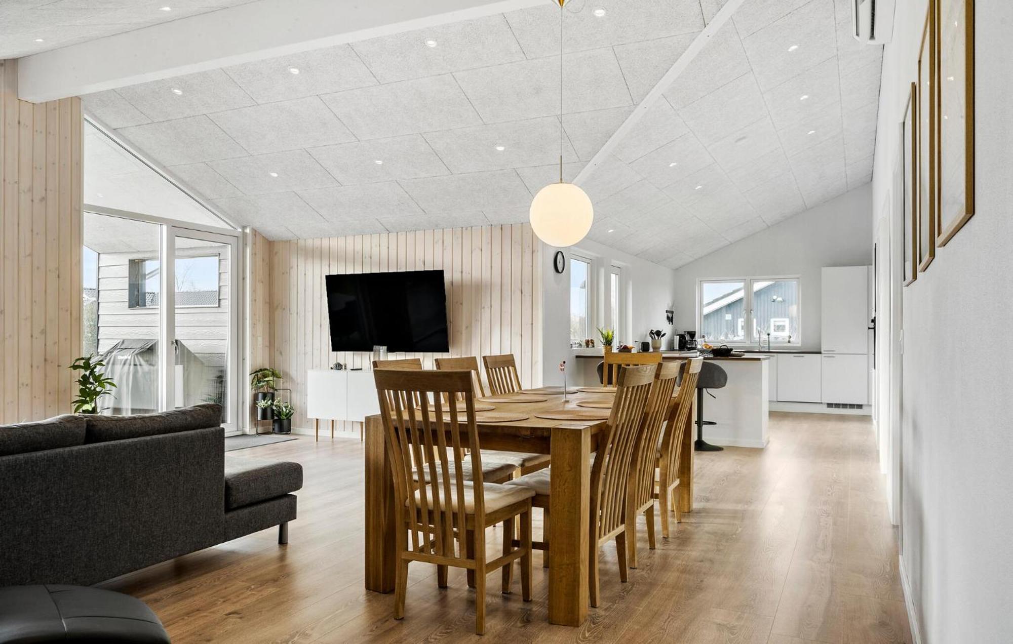 Beautiful Home In Tarm With Sauna Dış mekan fotoğraf