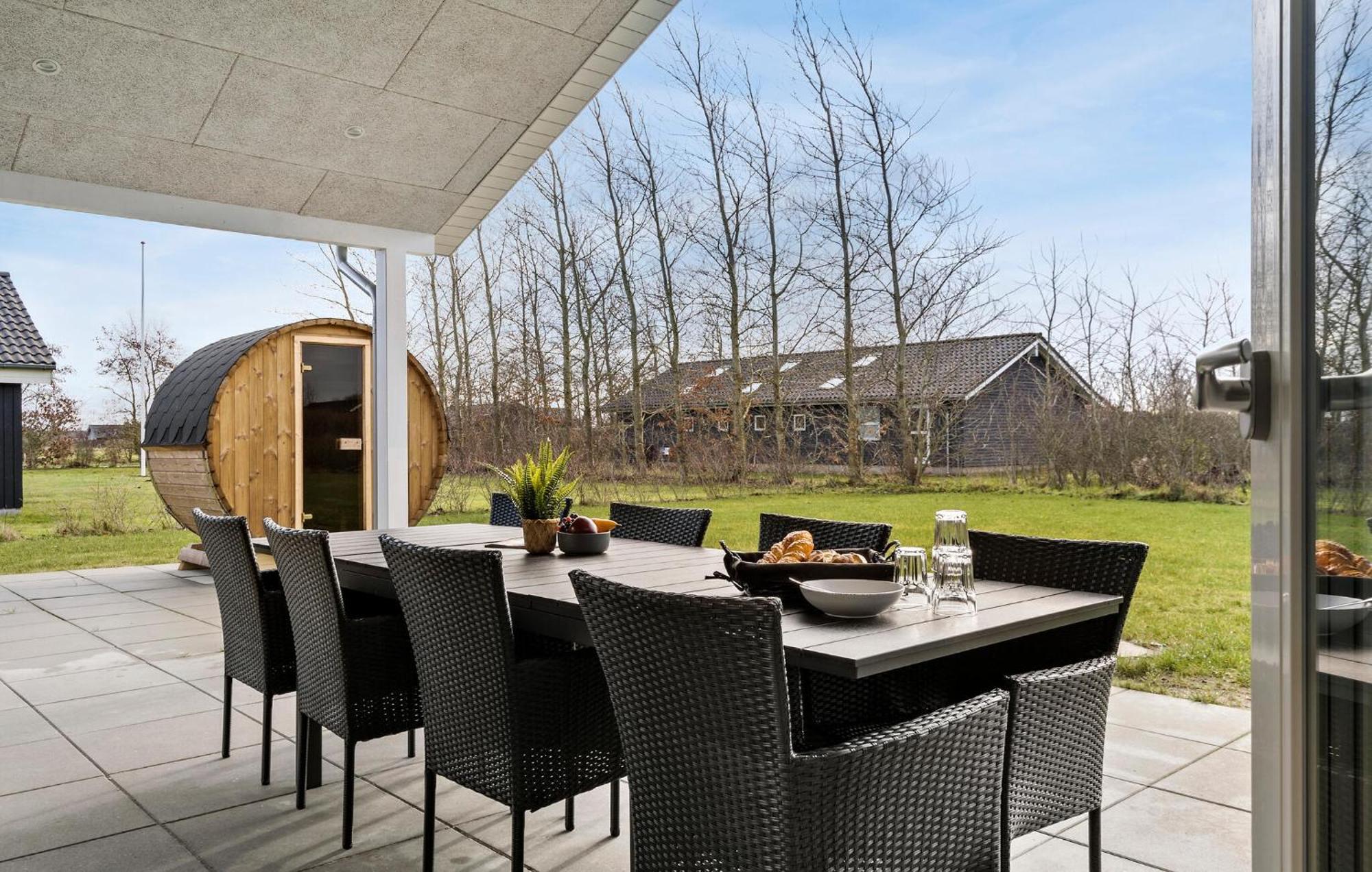 Beautiful Home In Tarm With Sauna Dış mekan fotoğraf